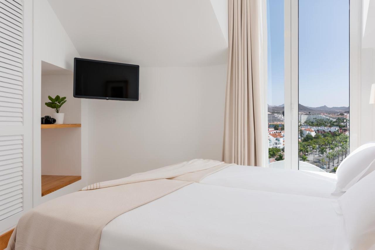 Tower Suites By Upper Luxury Housing - Parque Santiago Playa de las Américas Extérieur photo